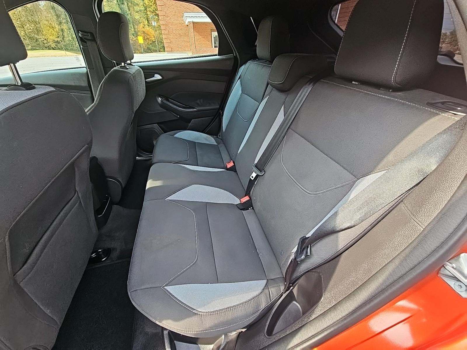 2018 Ford Focus ST FWD