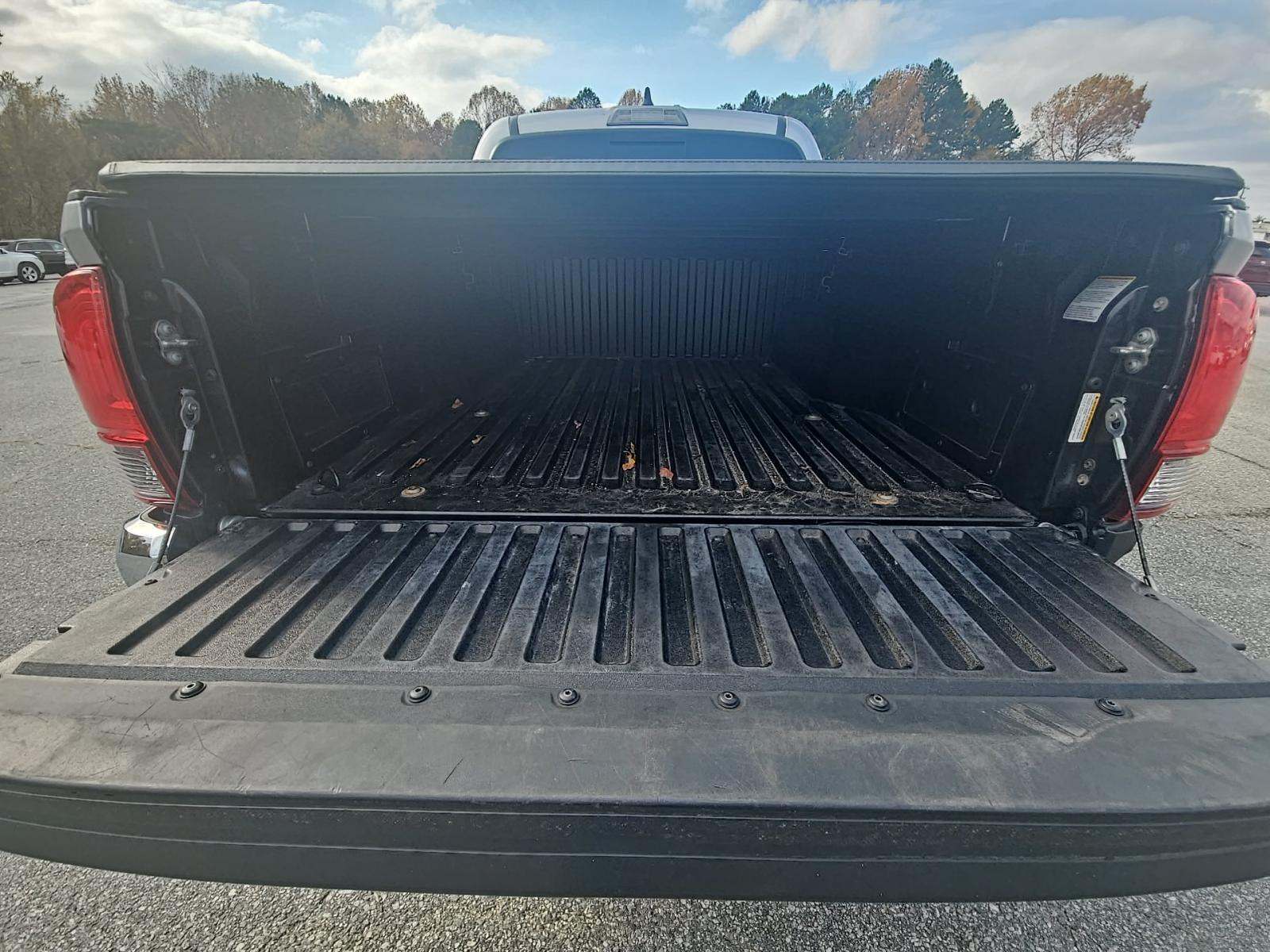 2021 Toyota Tacoma SR5 RWD