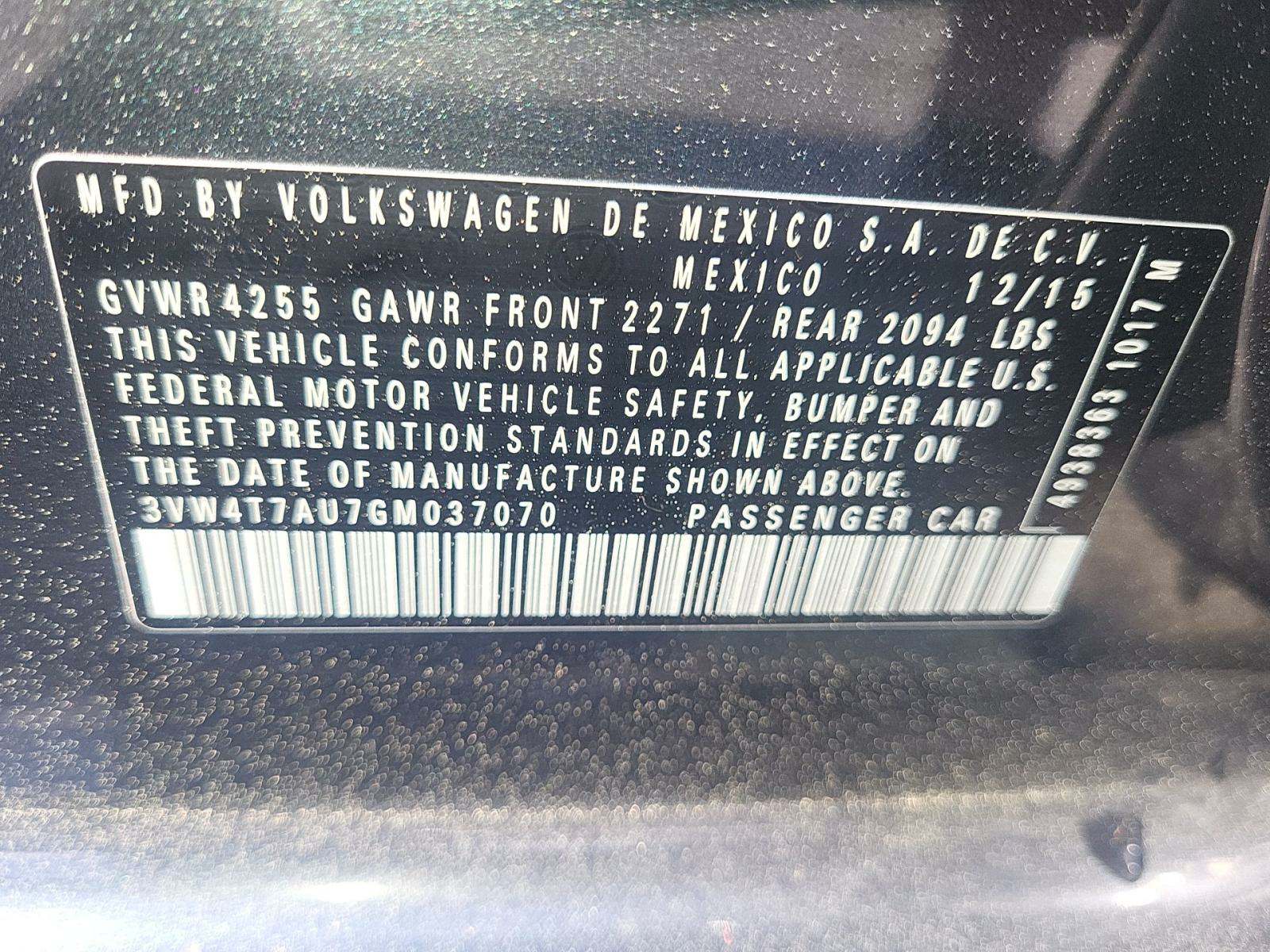 2016 Volkswagen Golf GTI 2.0T SE FWD