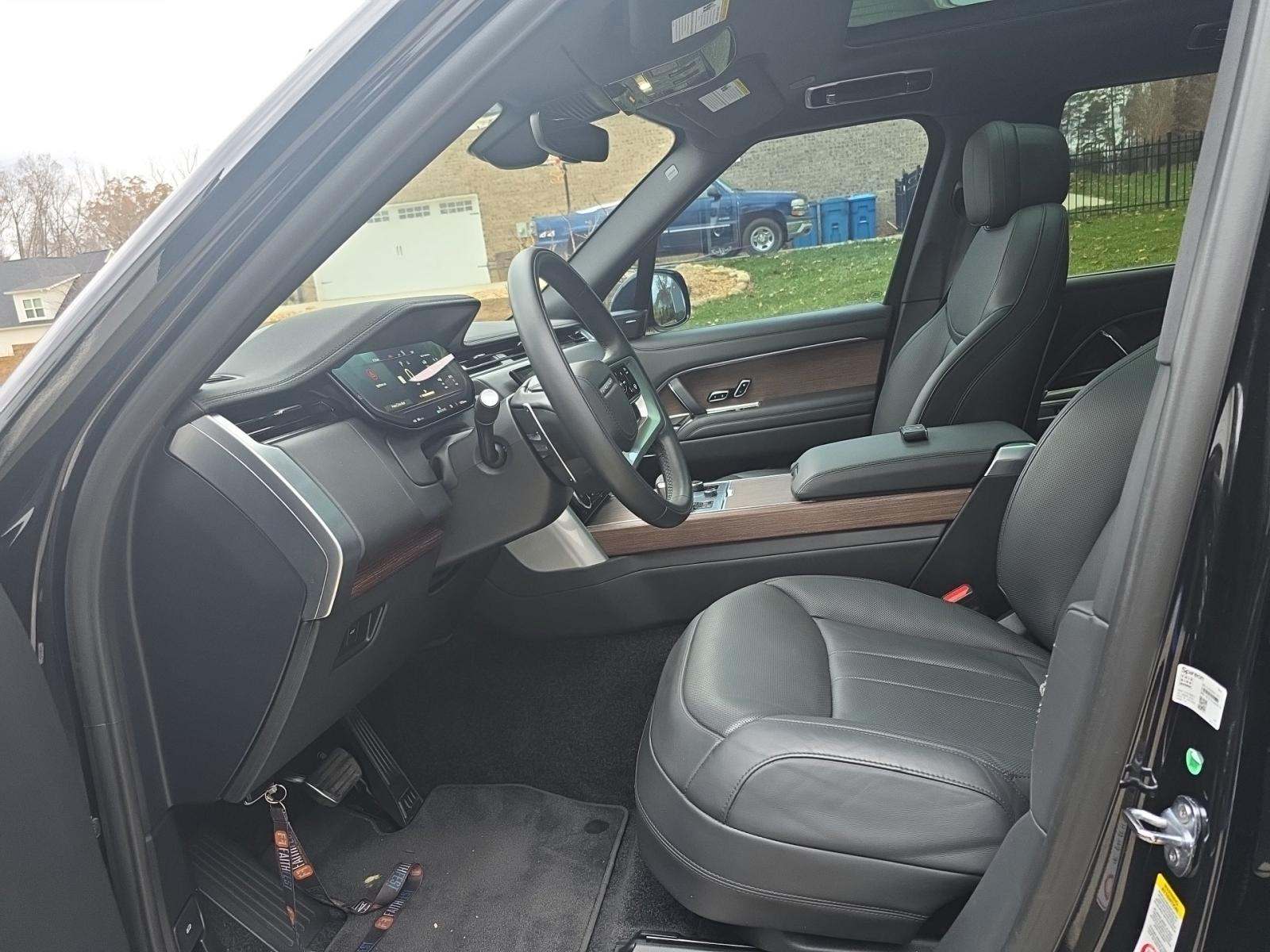 2023 Land Rover Range Rover SE AWD