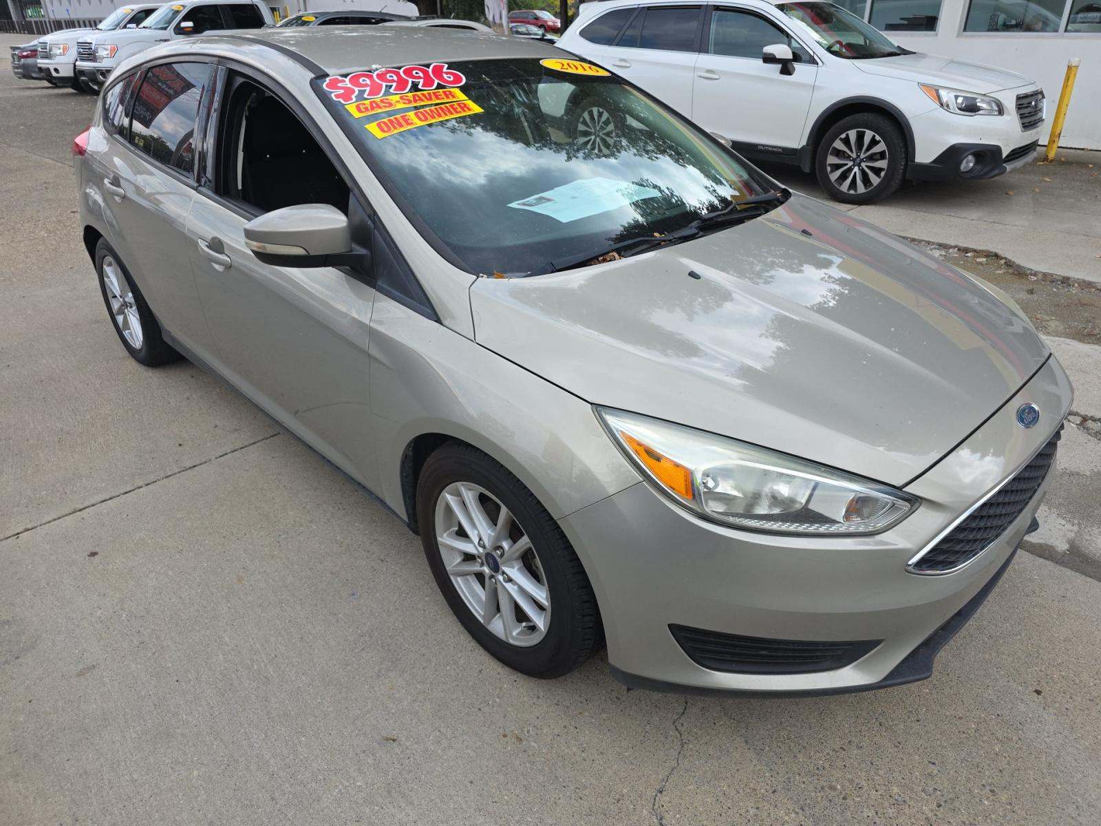 2016 Ford Focus SE FWD