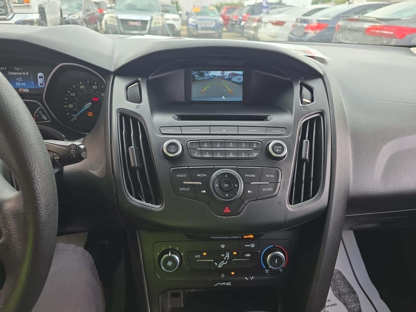 2016 Ford Focus SE FWD