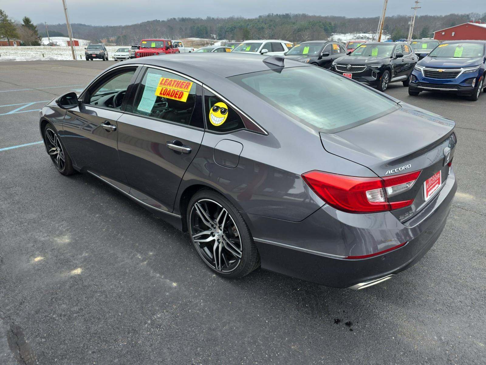 2022 Honda Accord Touring FWD