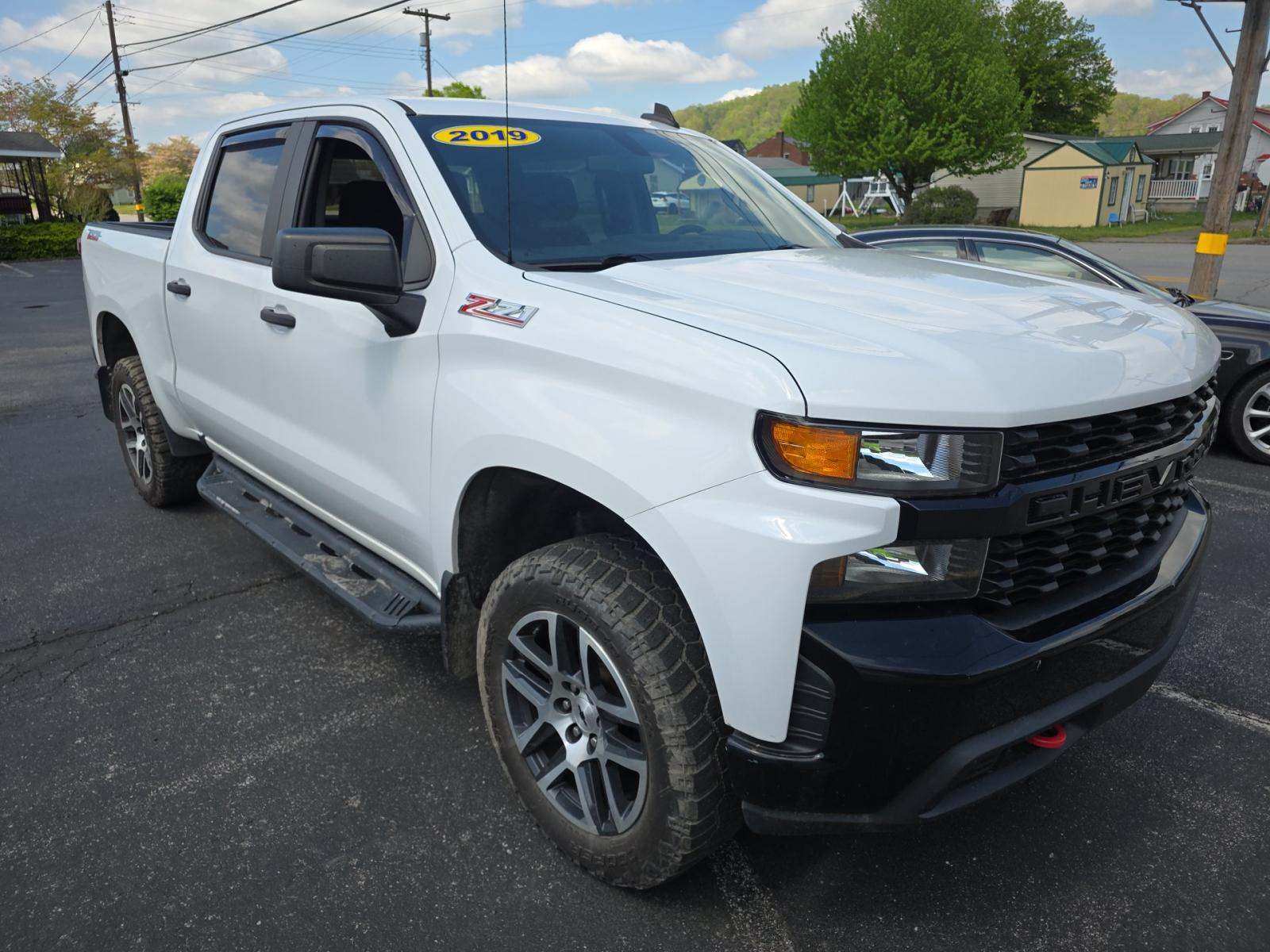 CHEVROLET SILVERADO - 4
