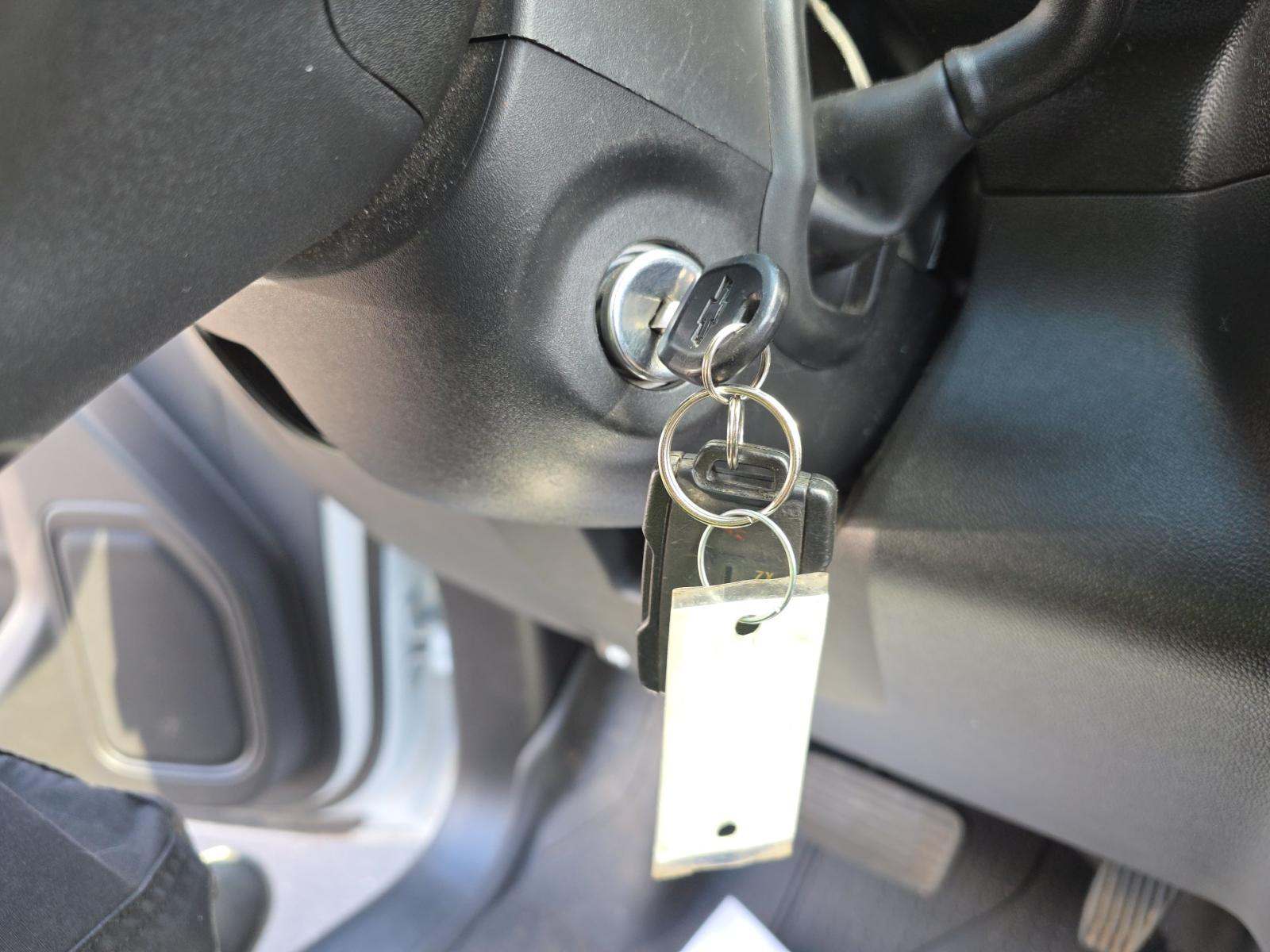 CHEVROLET SILVERADO - 8