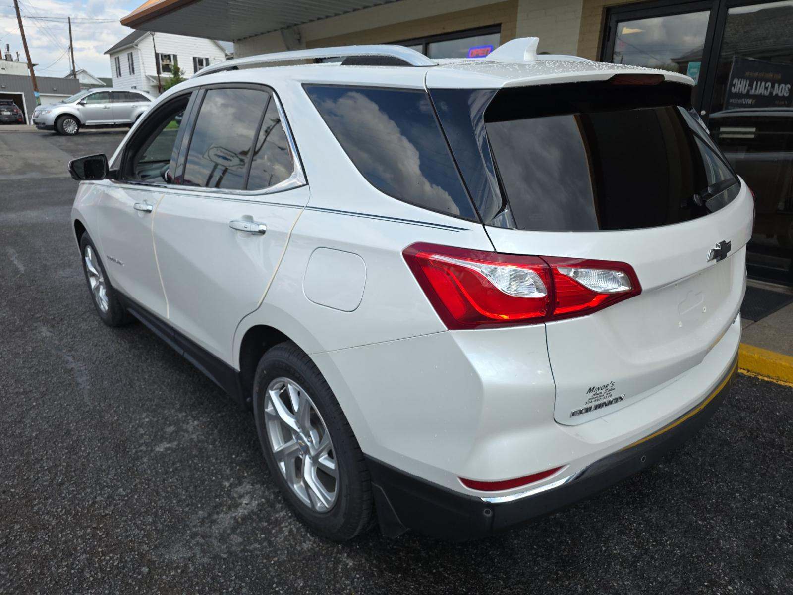 CHEVROLET PREMIER - 2