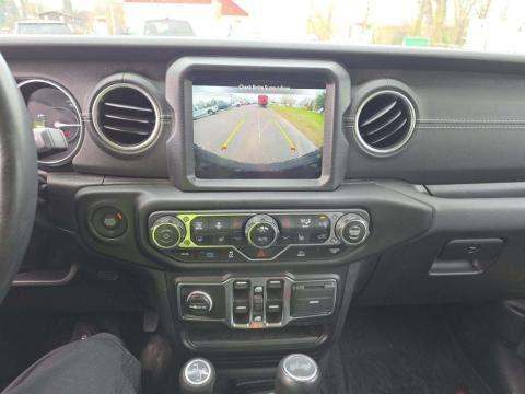 JEEP 4XE SAHARA - 10