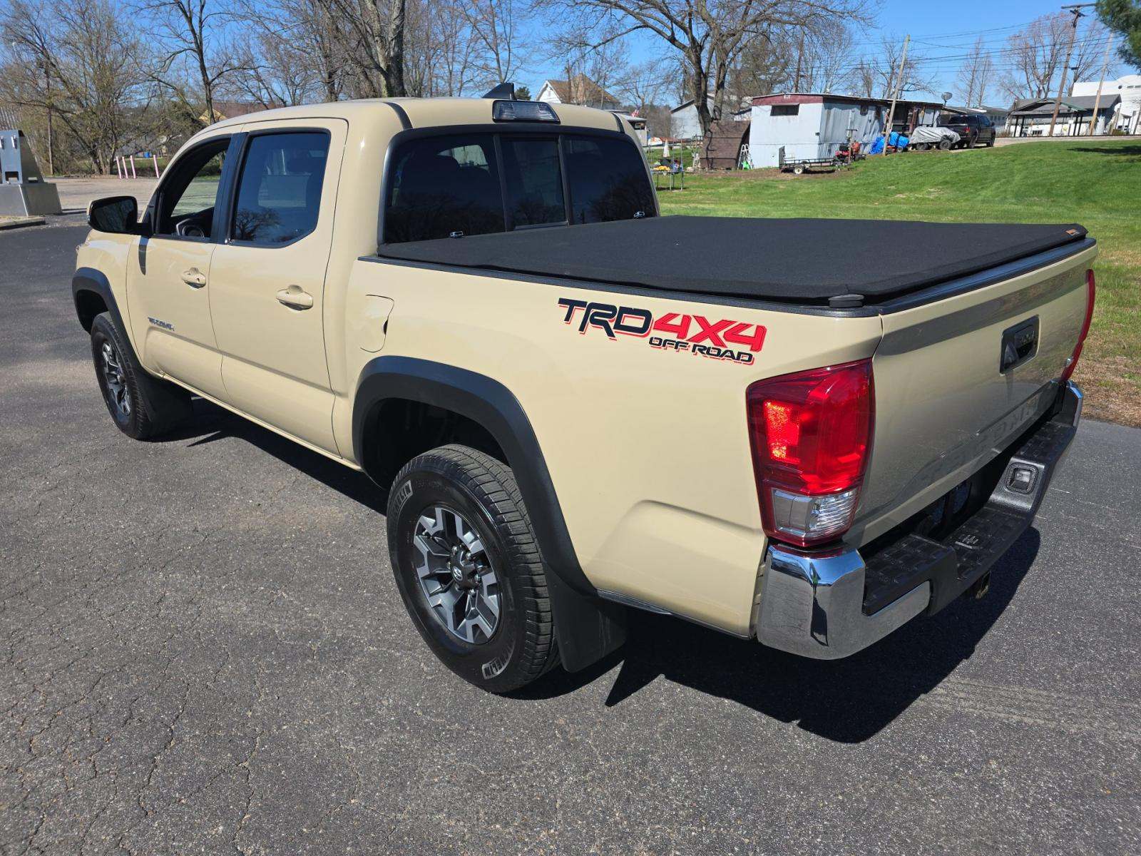 TOYOTA TACOMA - 2