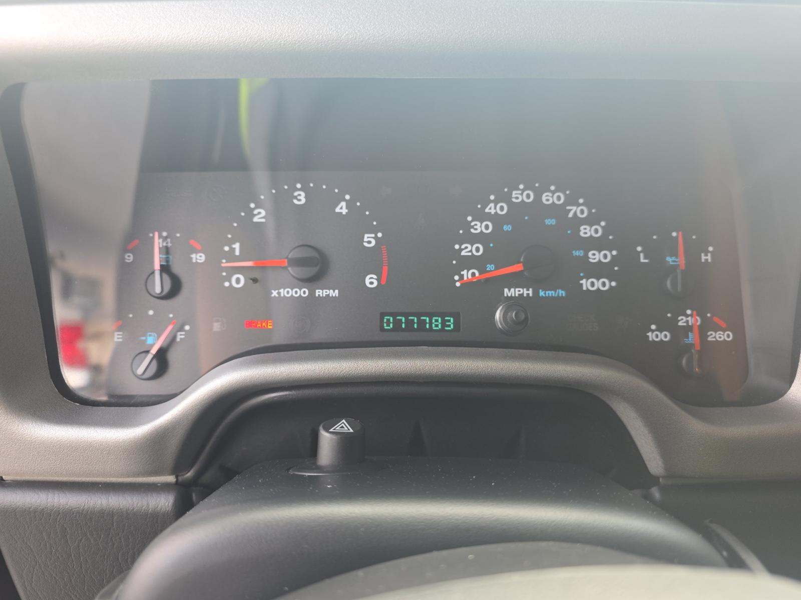 JEEP UNLIMITED LWB - 9