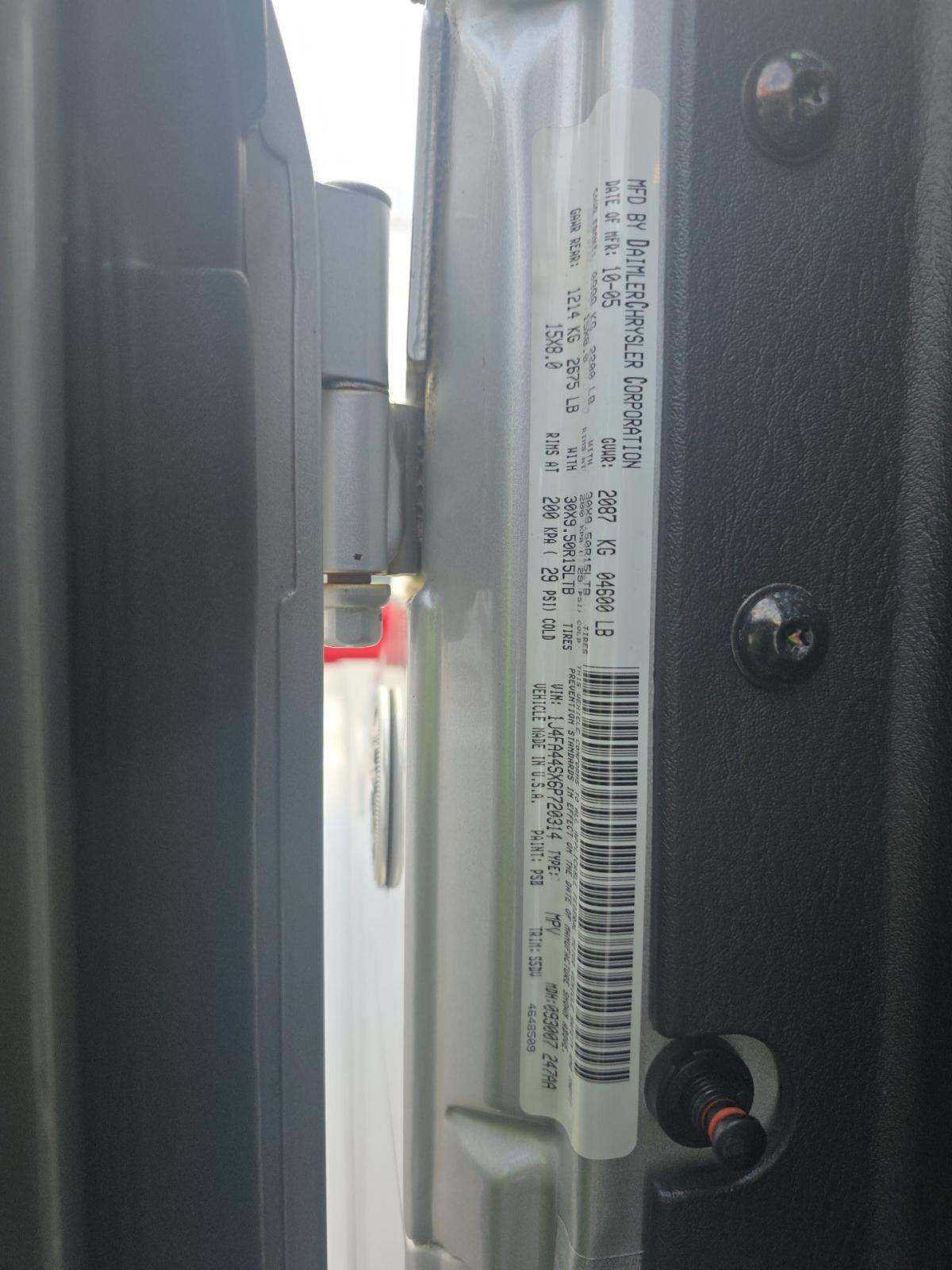 JEEP UNLIMITED LWB - 5