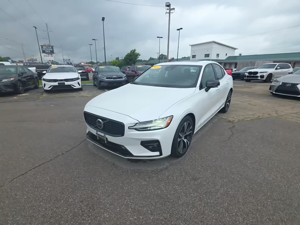 2024 Volvo S60 B5 Core FWD