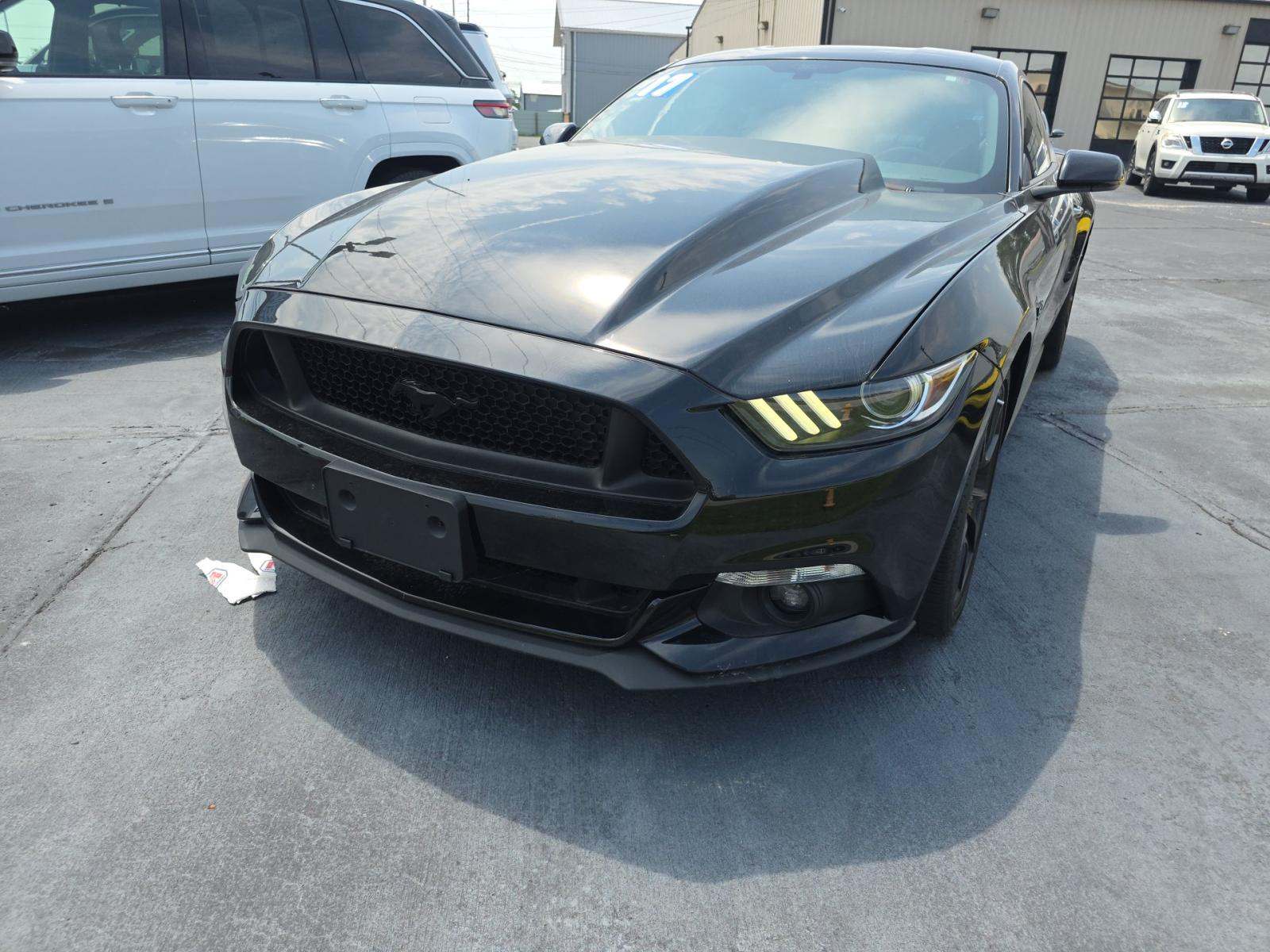 2017 Ford Mustang GT Premium RWD