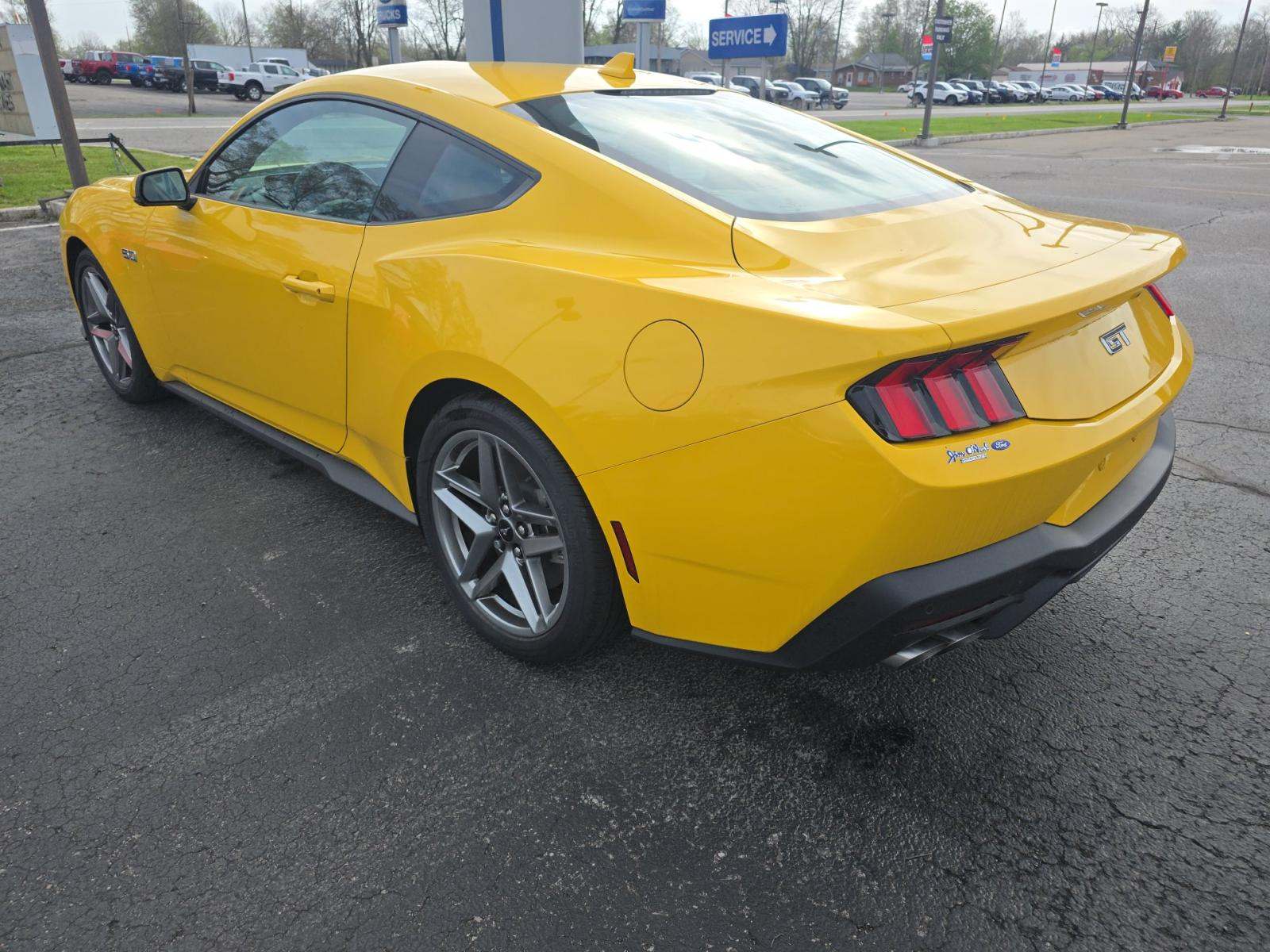 2024 Ford Mustang GT Premium RWD