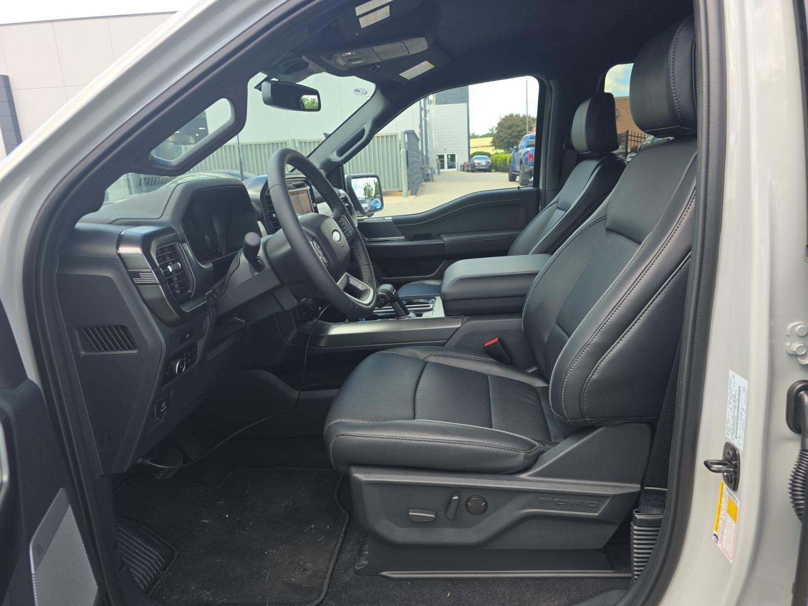 2026 Ford F-150 Lariat AWD
