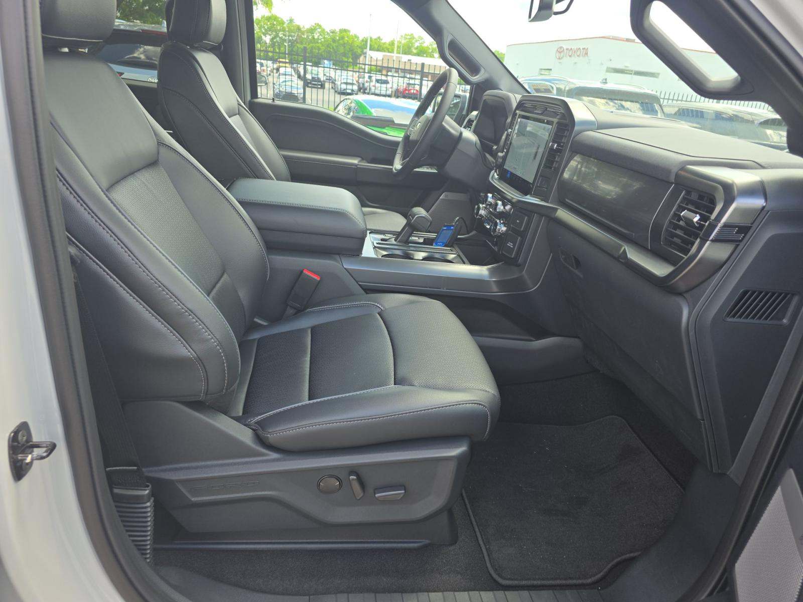 2026 Ford F-150 Lariat AWD