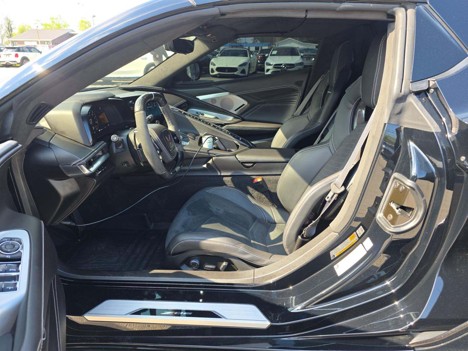 CHEVROLET CORVETTE - 2