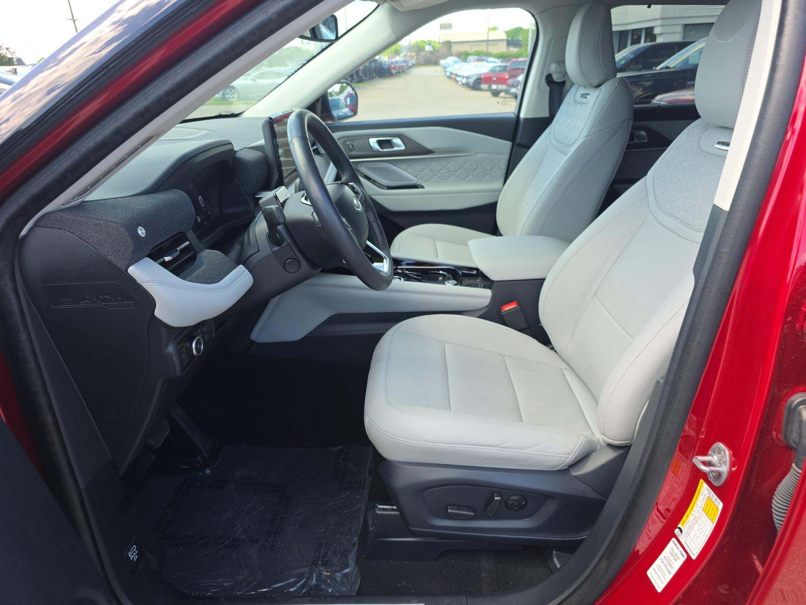 FORD EXPLORER - 6