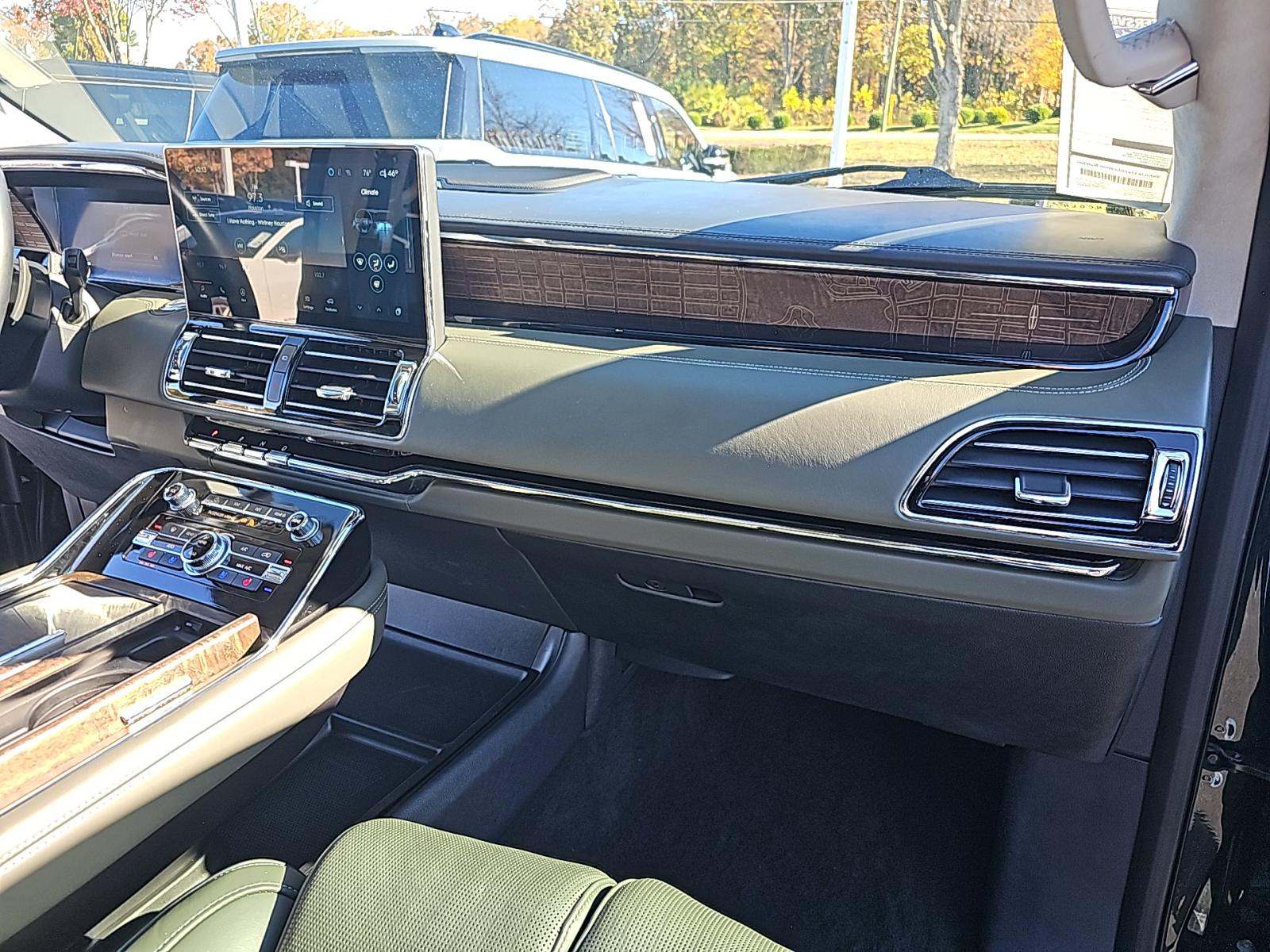 2024 Lincoln Navigator L Black Label AWD