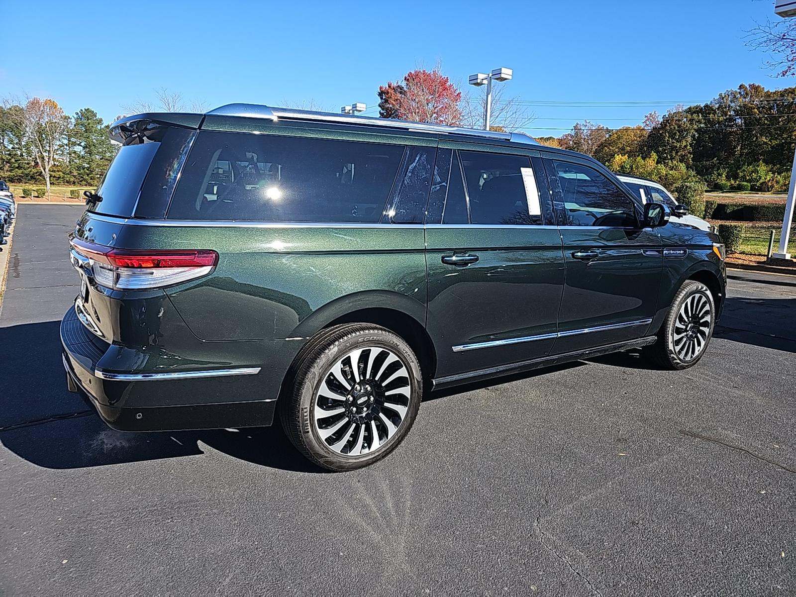 2024 Lincoln Navigator L Black Label AWD
