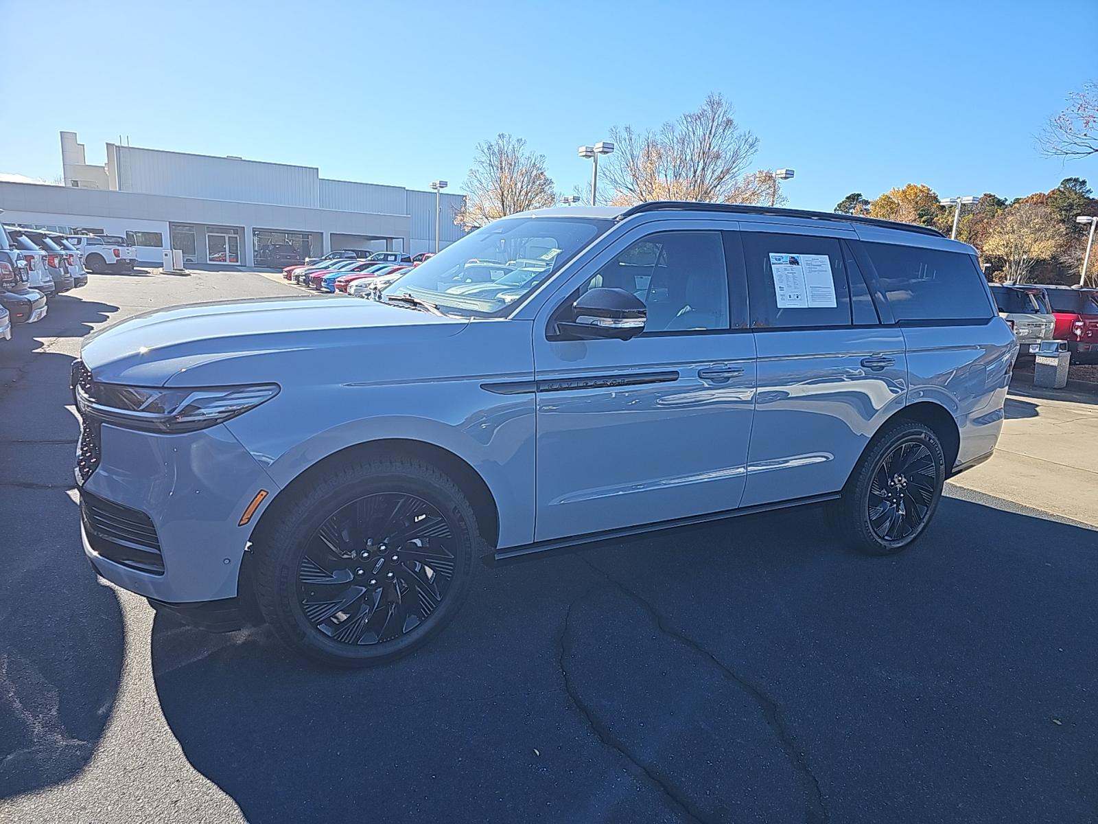 2025 Lincoln Navigator Reserve AWD
