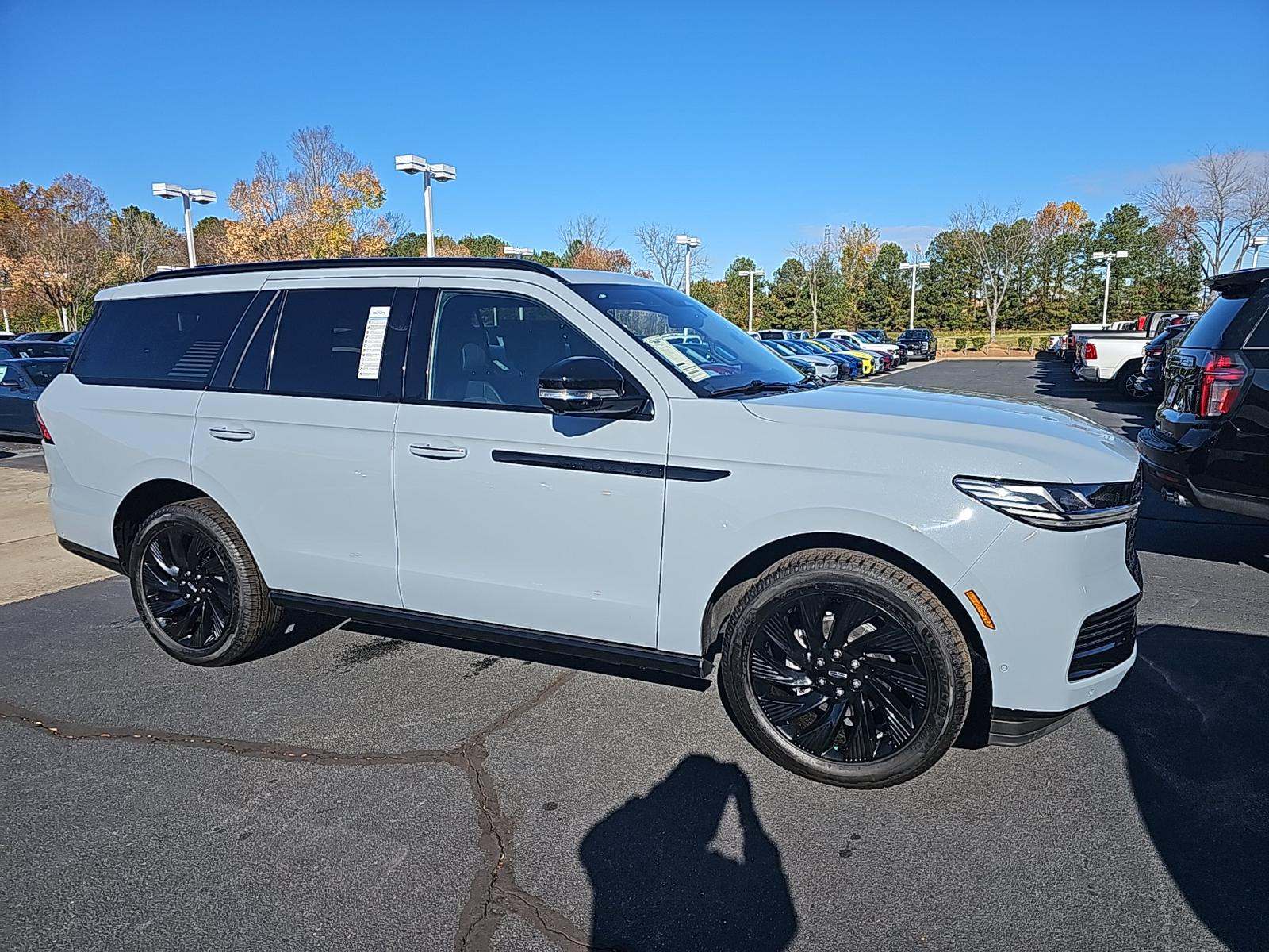 2025 Lincoln Navigator Reserve AWD