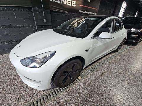 2018 Tesla Model 3 Long Range RWD