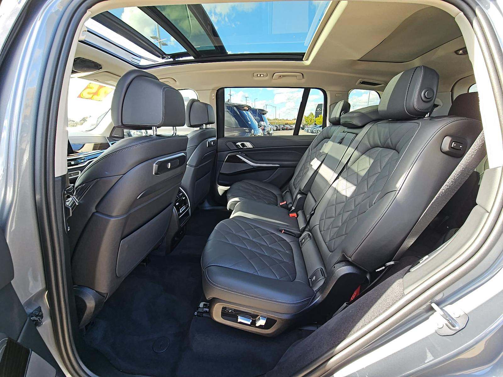 2025 BMW X7 xDrive40i AWD