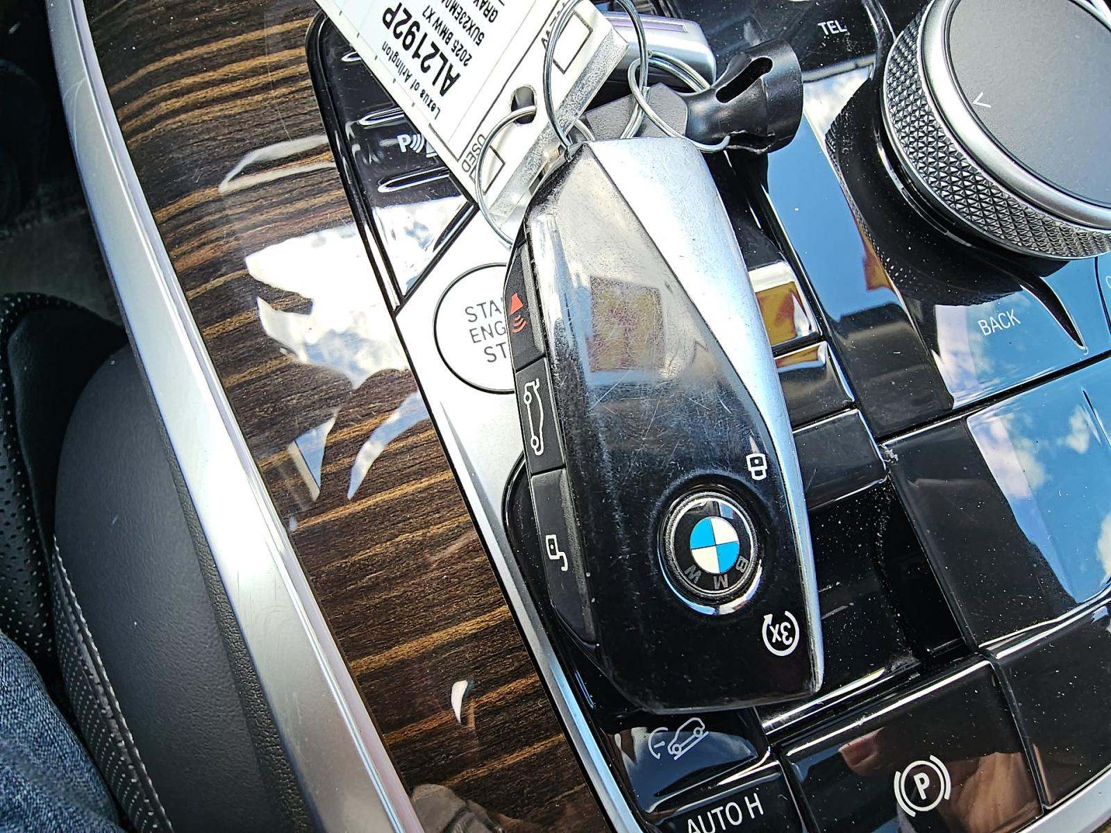 2025 BMW X7 xDrive40i AWD