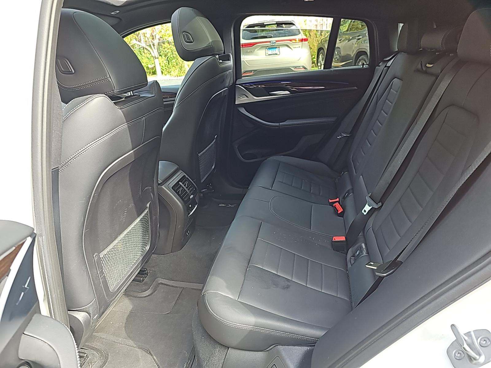 2024 BMW X4 xDrive30i AWD