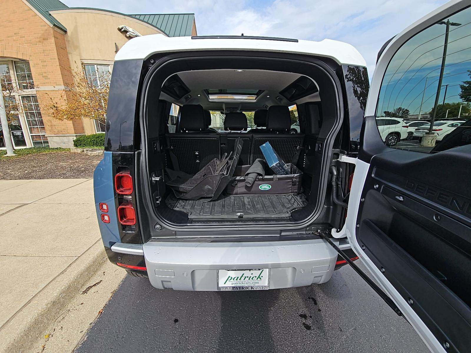 2024 Land Rover Defender 110 S AWD
