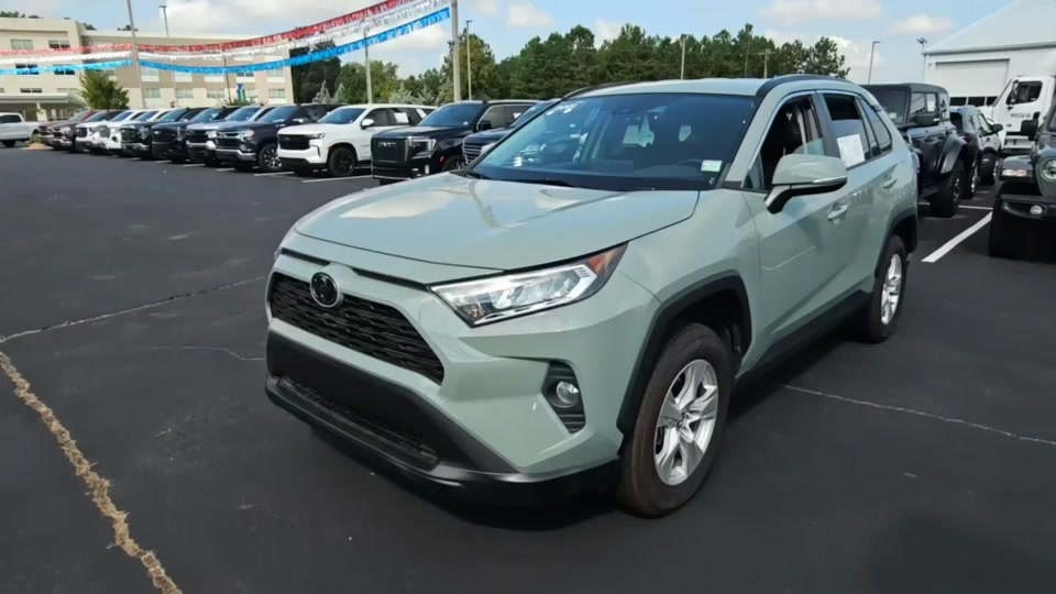 2021 Toyota RAV4 XLE