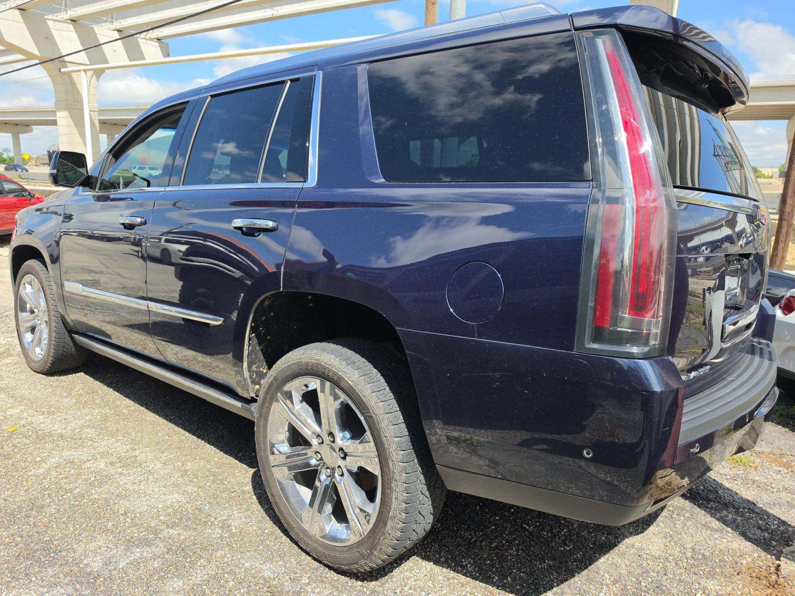 2018 Cadillac Escalade Premium Luxury AWD