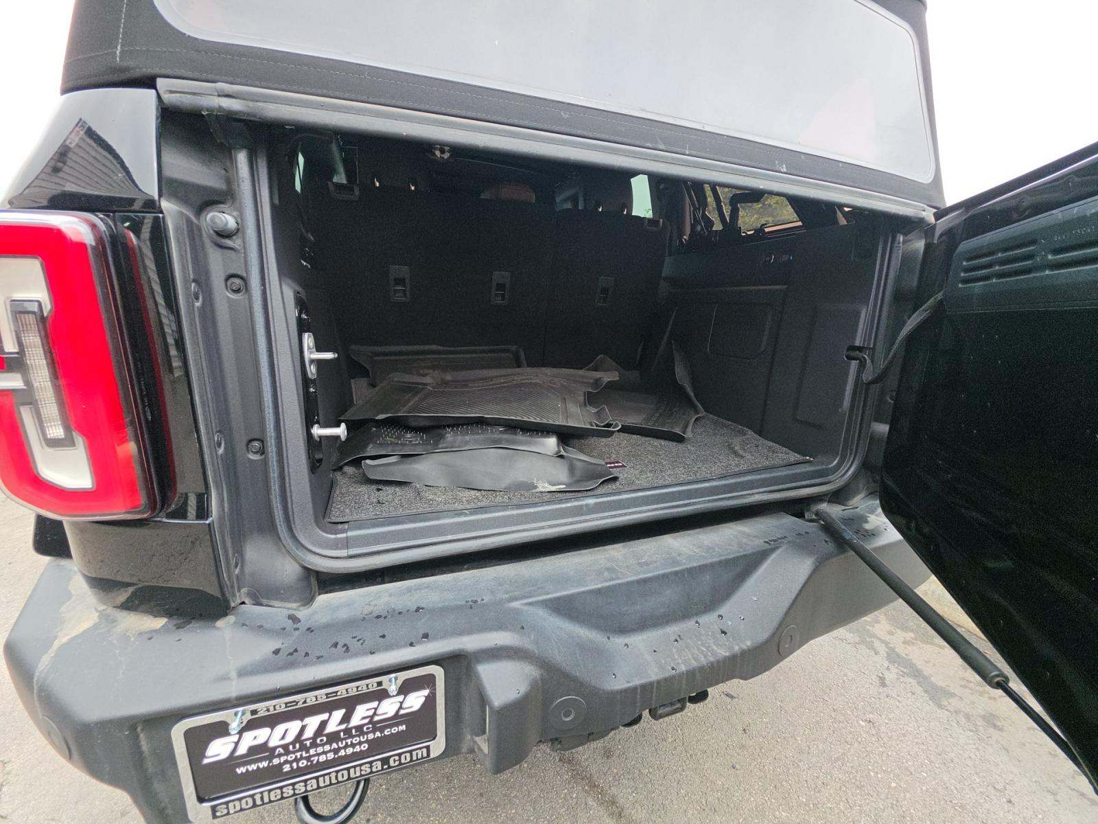 FORD BRONCO - 10