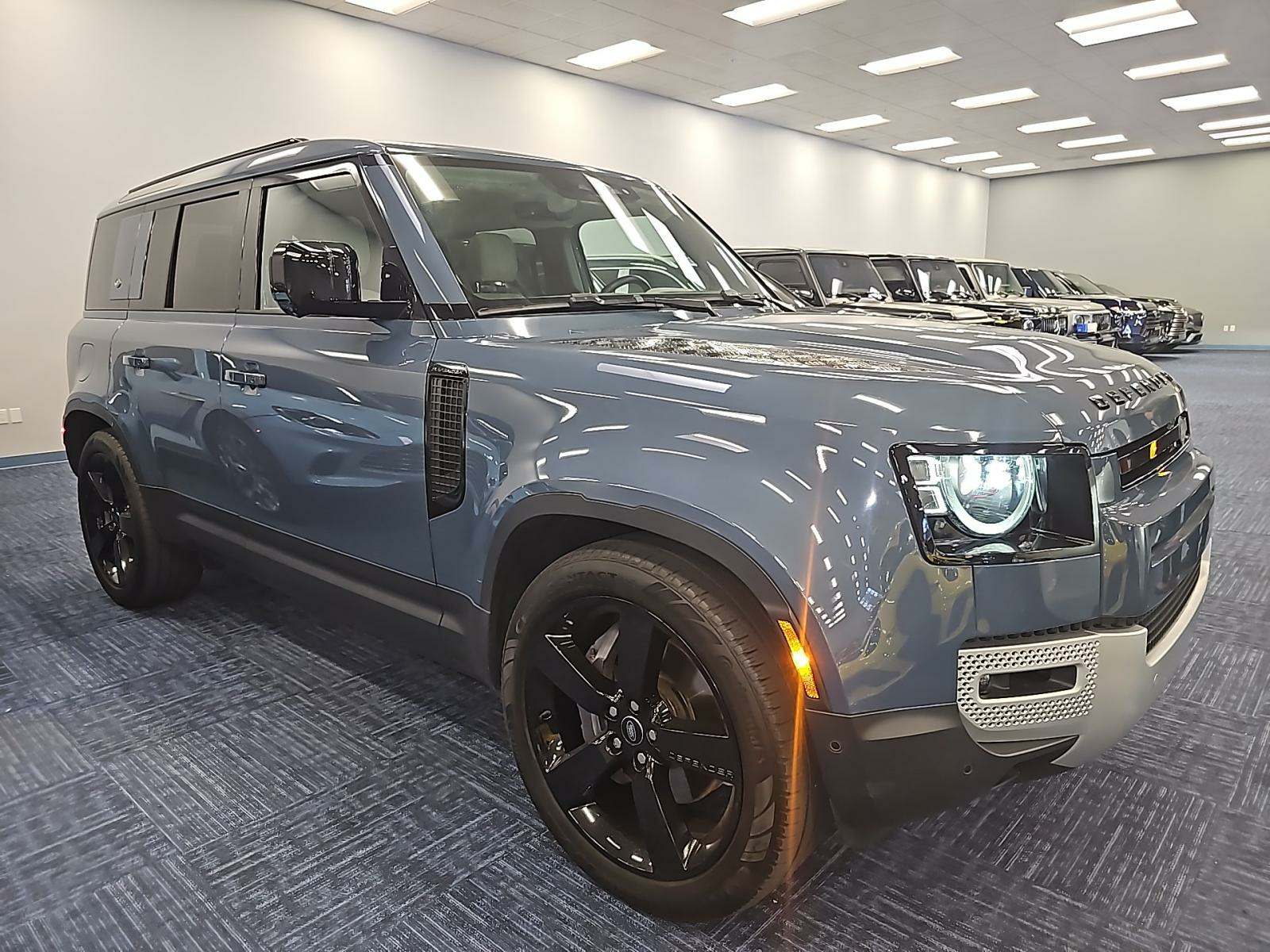 2023 Land Rover Defender 110 SE AWD