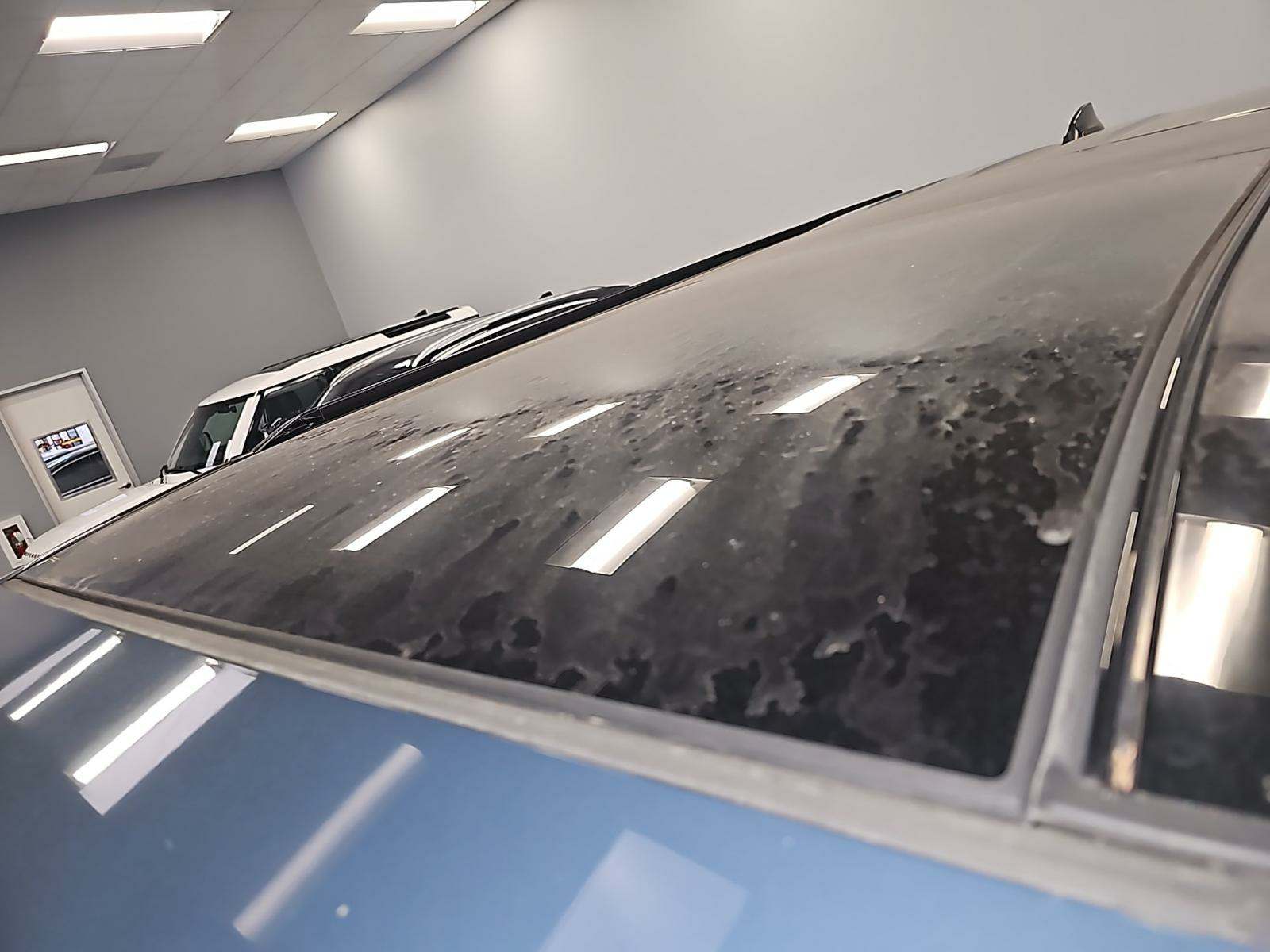 2023 Land Rover Defender 110 SE AWD