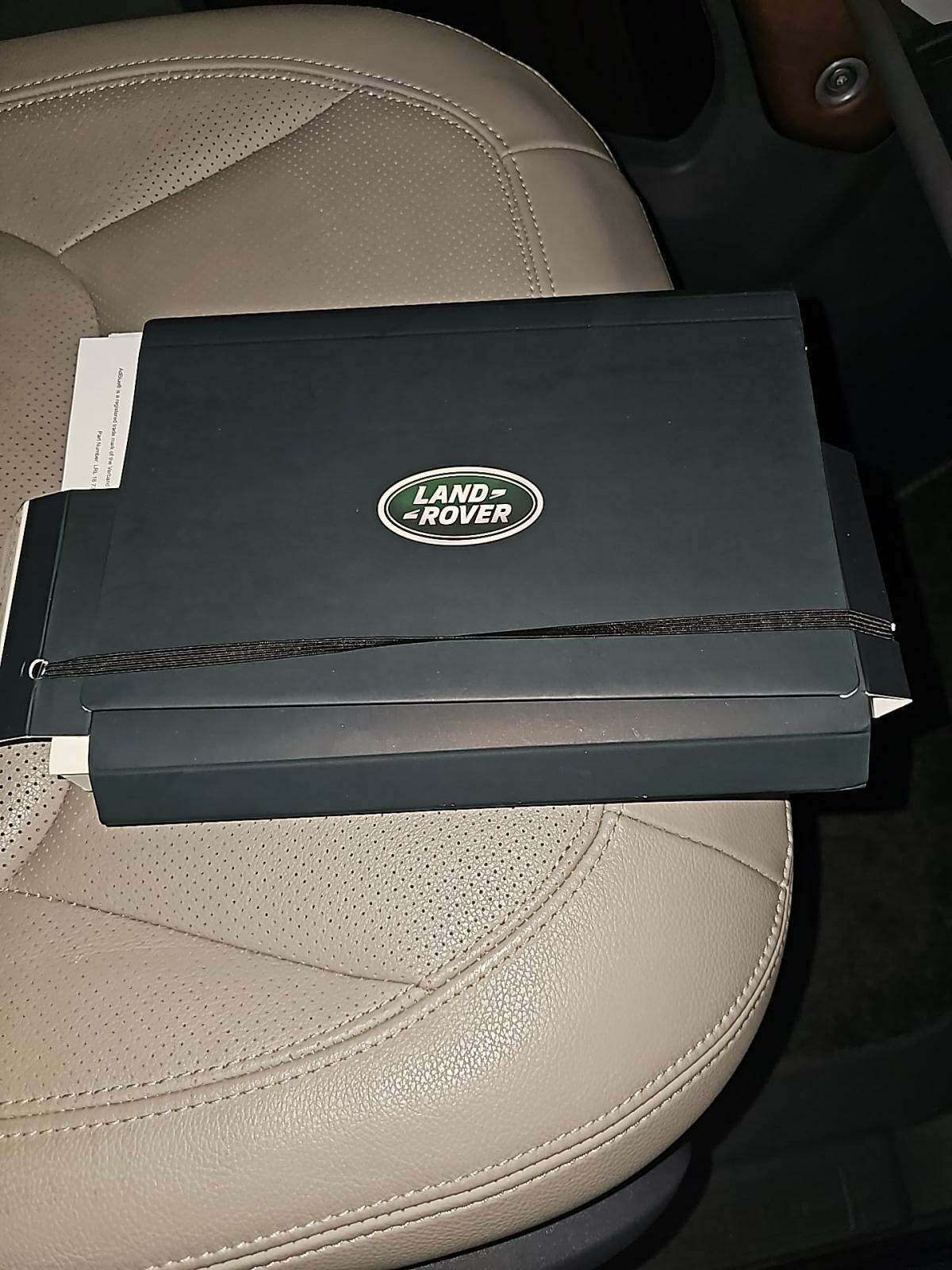 2023 Land Rover Defender 110 SE AWD