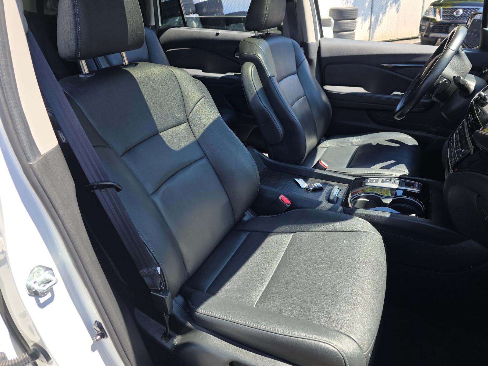 2022 Honda Pilot Touring AWD