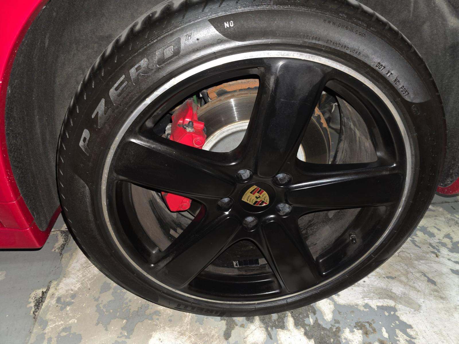2016 Porsche Cayenne GTS AWD