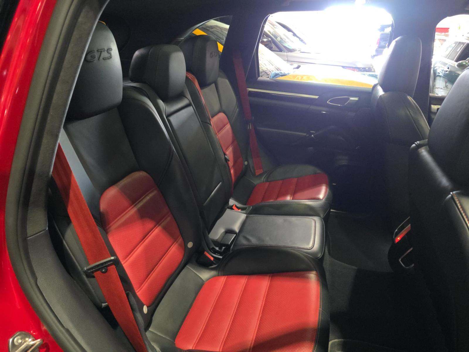 2016 Porsche Cayenne GTS AWD