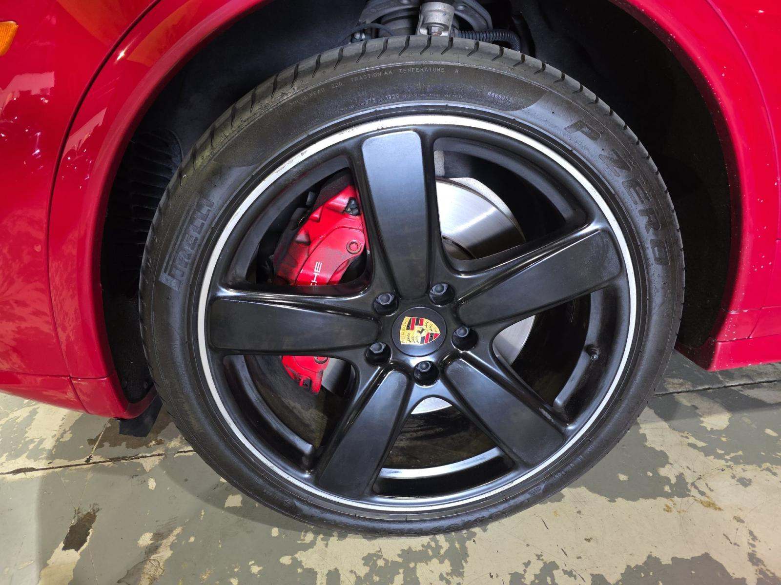 2016 Porsche Cayenne GTS AWD
