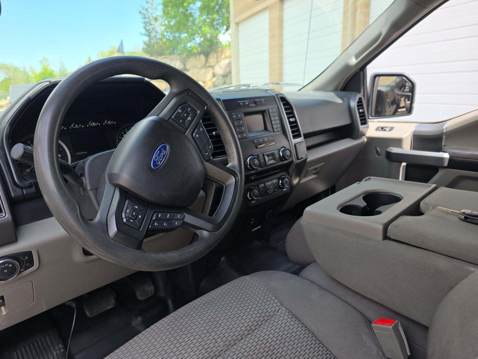 FORD F-150 - 10