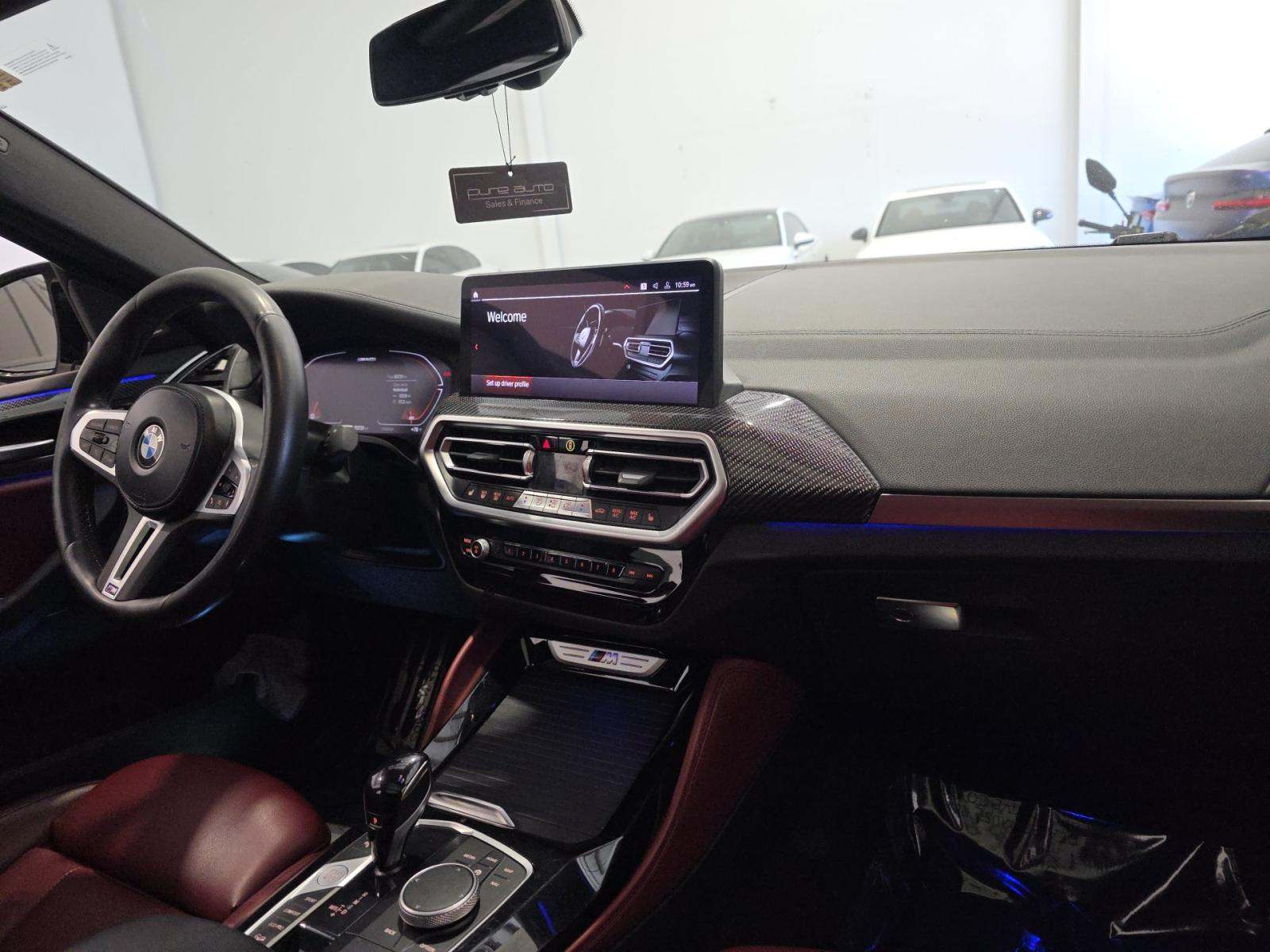 2023 BMW X4 M40i AWD