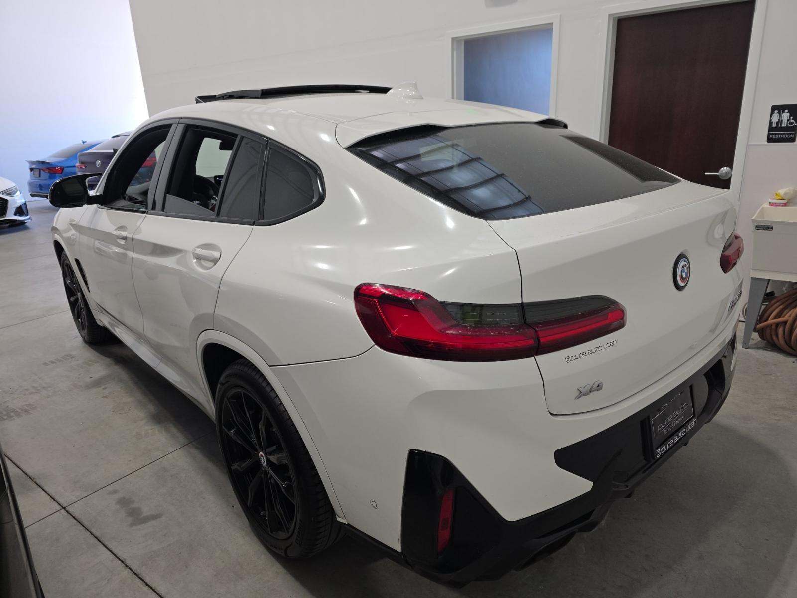 2023 BMW X4 M40i AWD