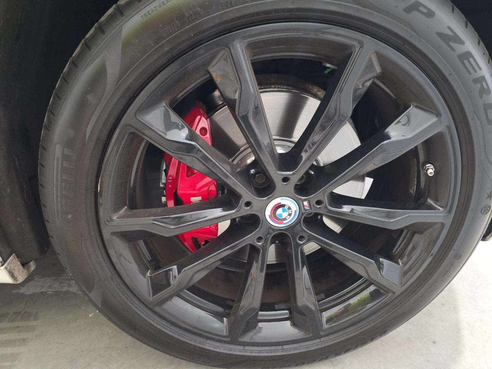 2023 BMW X4 M40i AWD