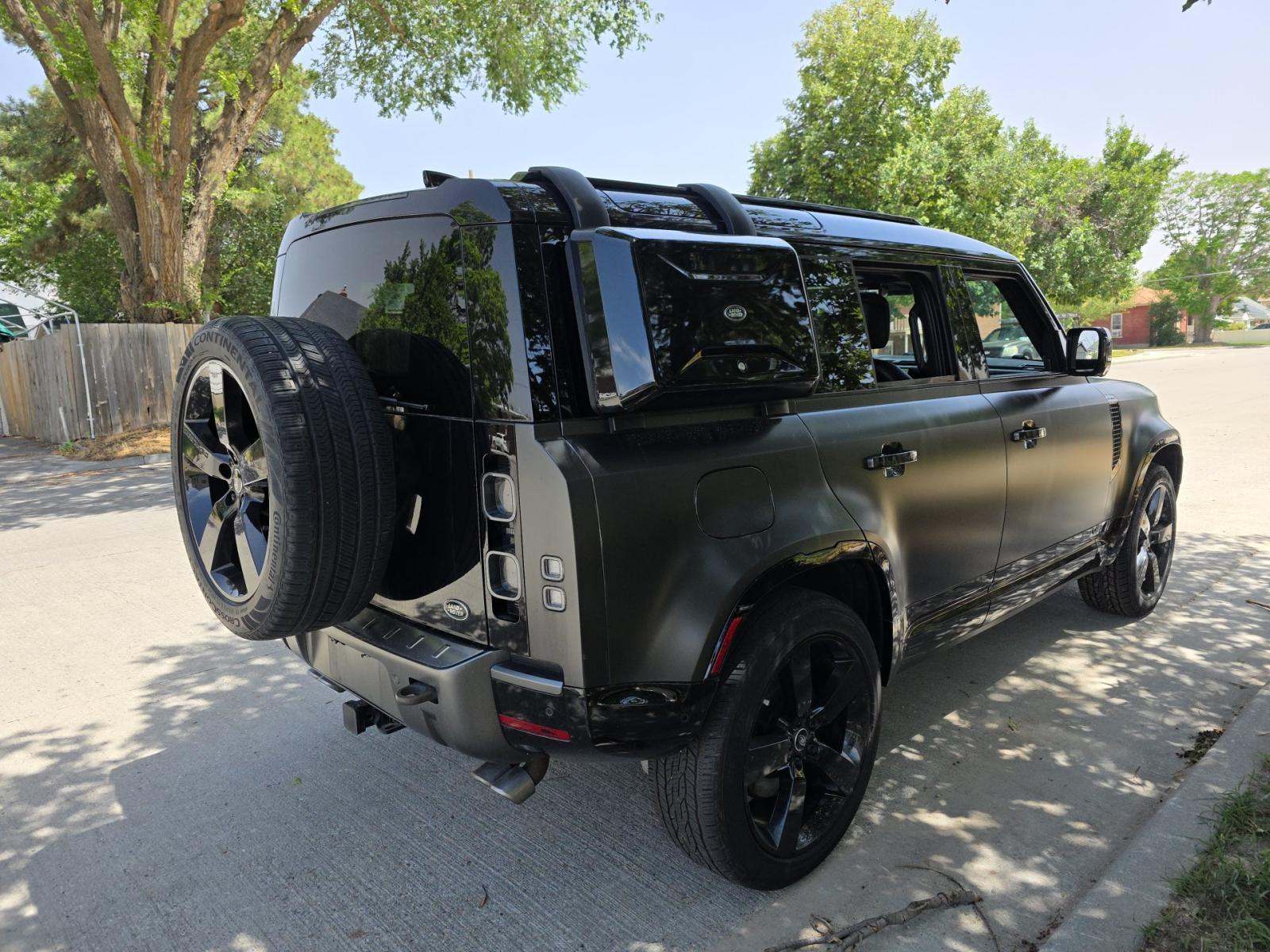 2023 Land Rover Defender 110 V8 Carpathian Edition AWD