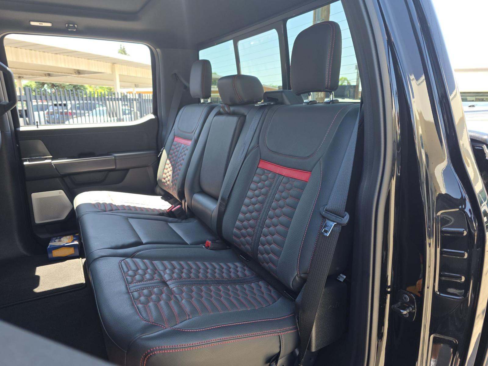 2025 Ford F-150 Lariat AWD