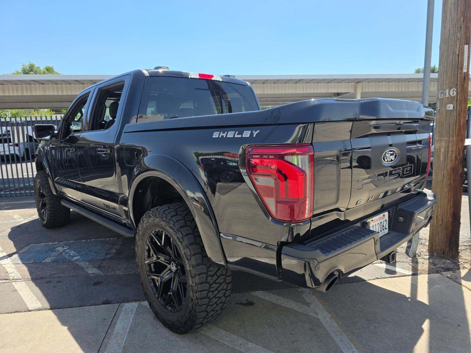2025 Ford F-150 Lariat AWD