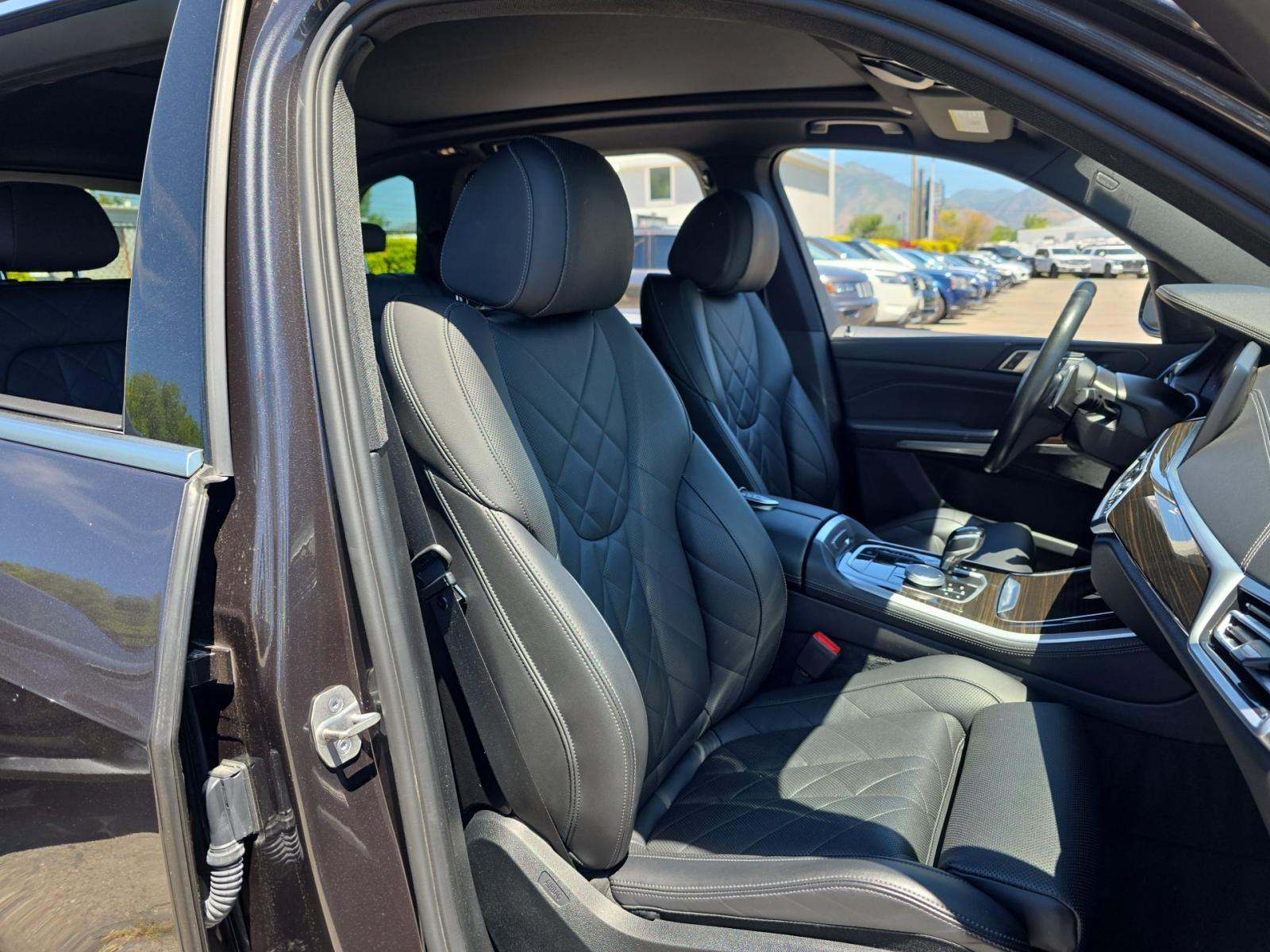 2023 BMW X5 xDrive40i AWD