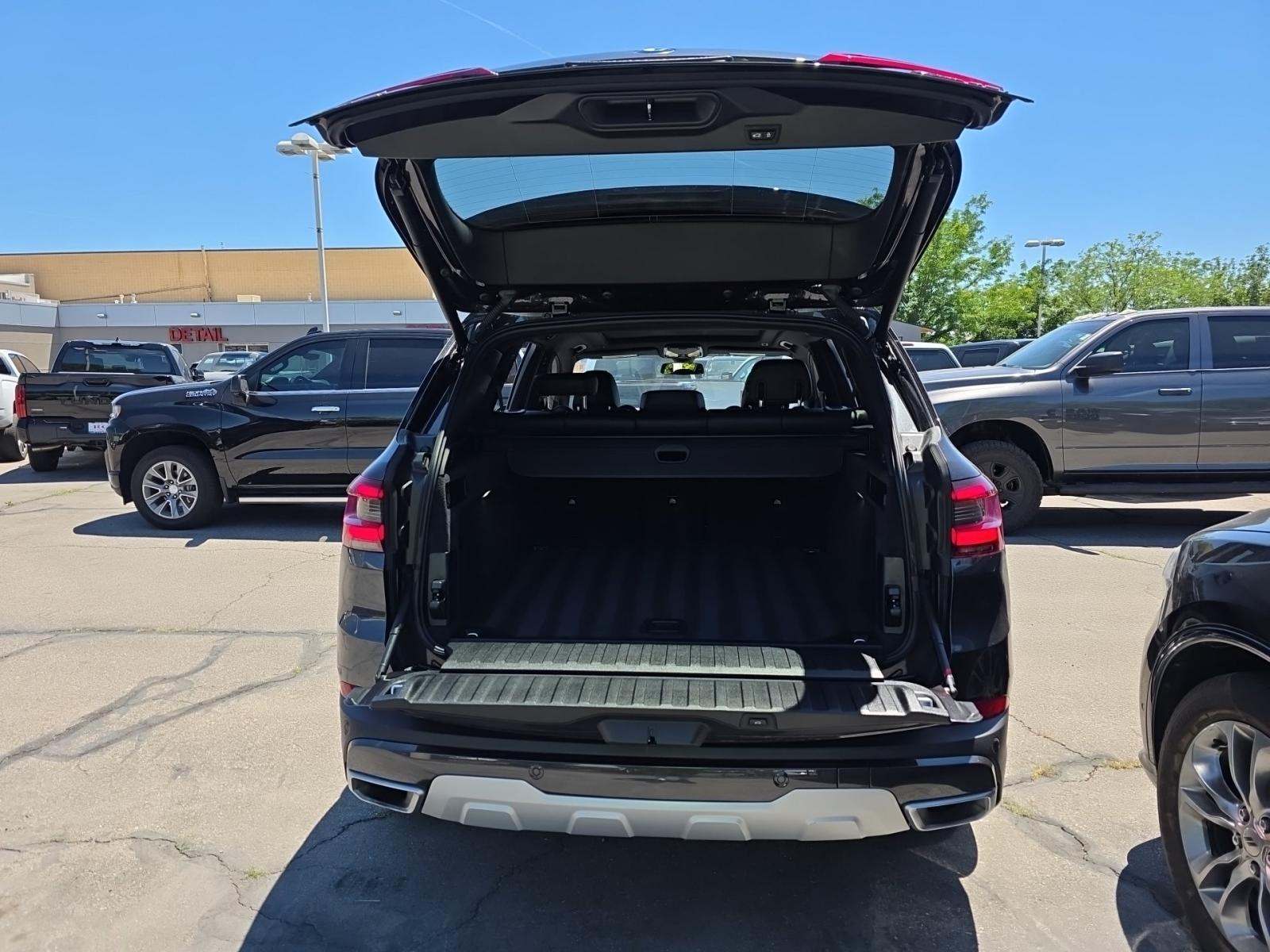 2023 BMW X5 xDrive40i AWD