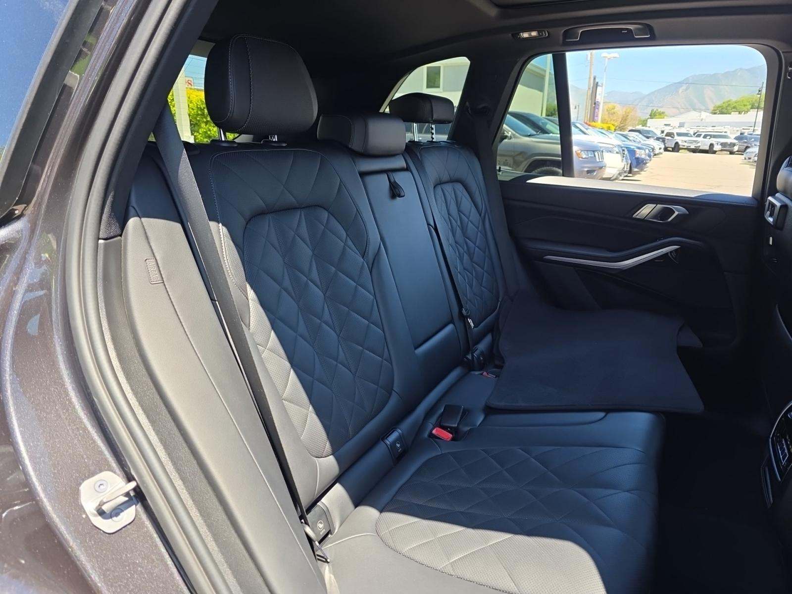 2023 BMW X5 xDrive40i AWD